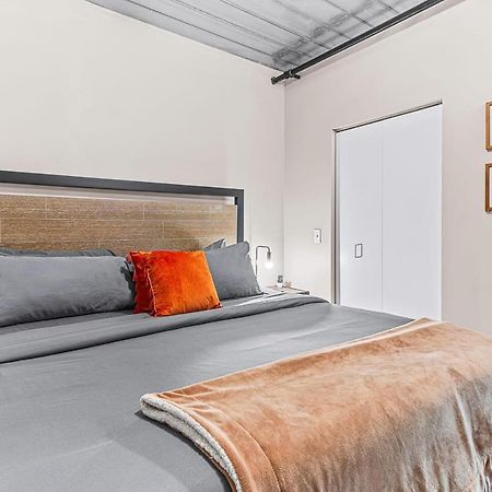 Spacious 2 King Bed Downtown Central To It All Ανν Άρμπορ Εξωτερικό φωτογραφία