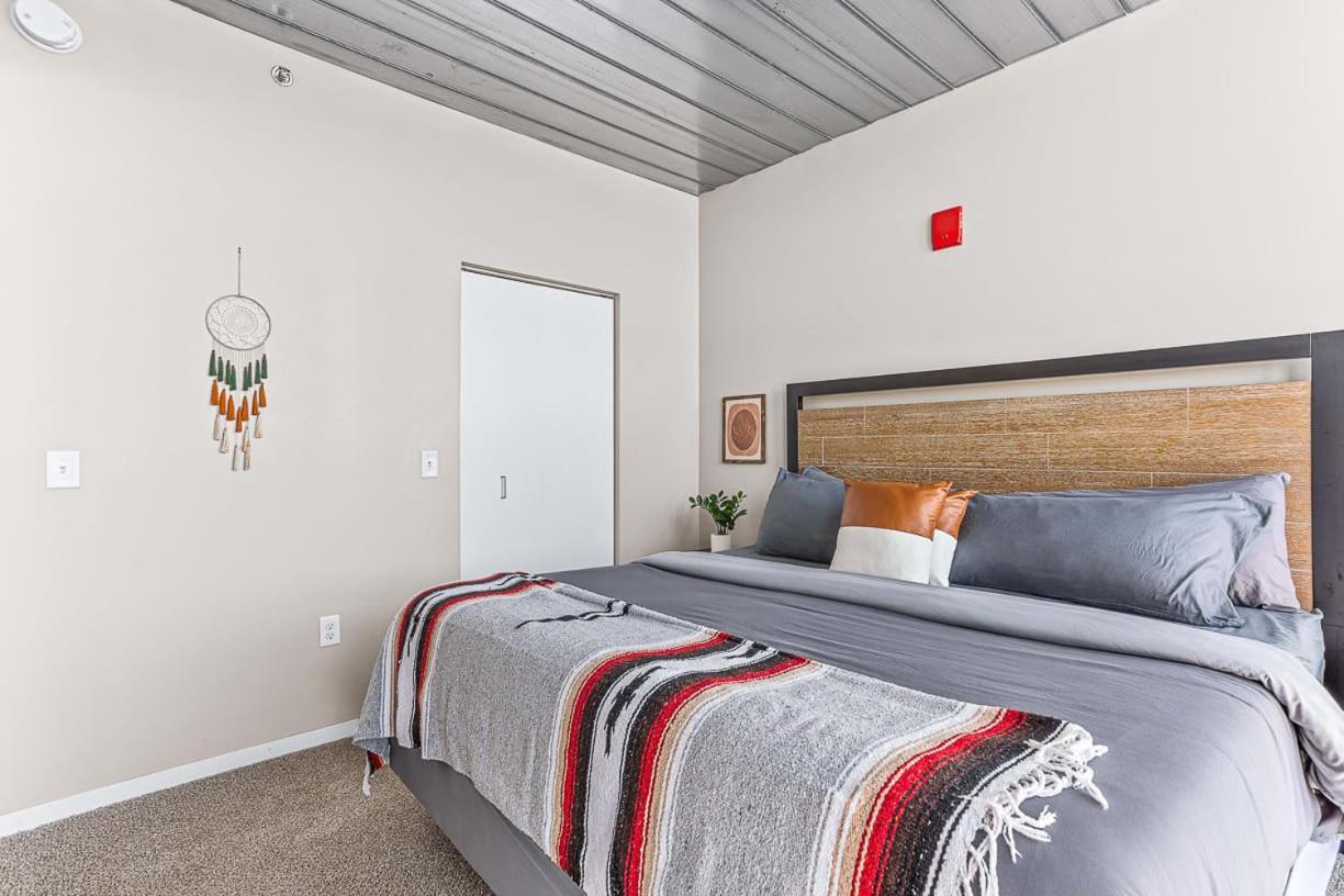Spacious 2 King Bed Downtown Central To It All Ανν Άρμπορ Εξωτερικό φωτογραφία