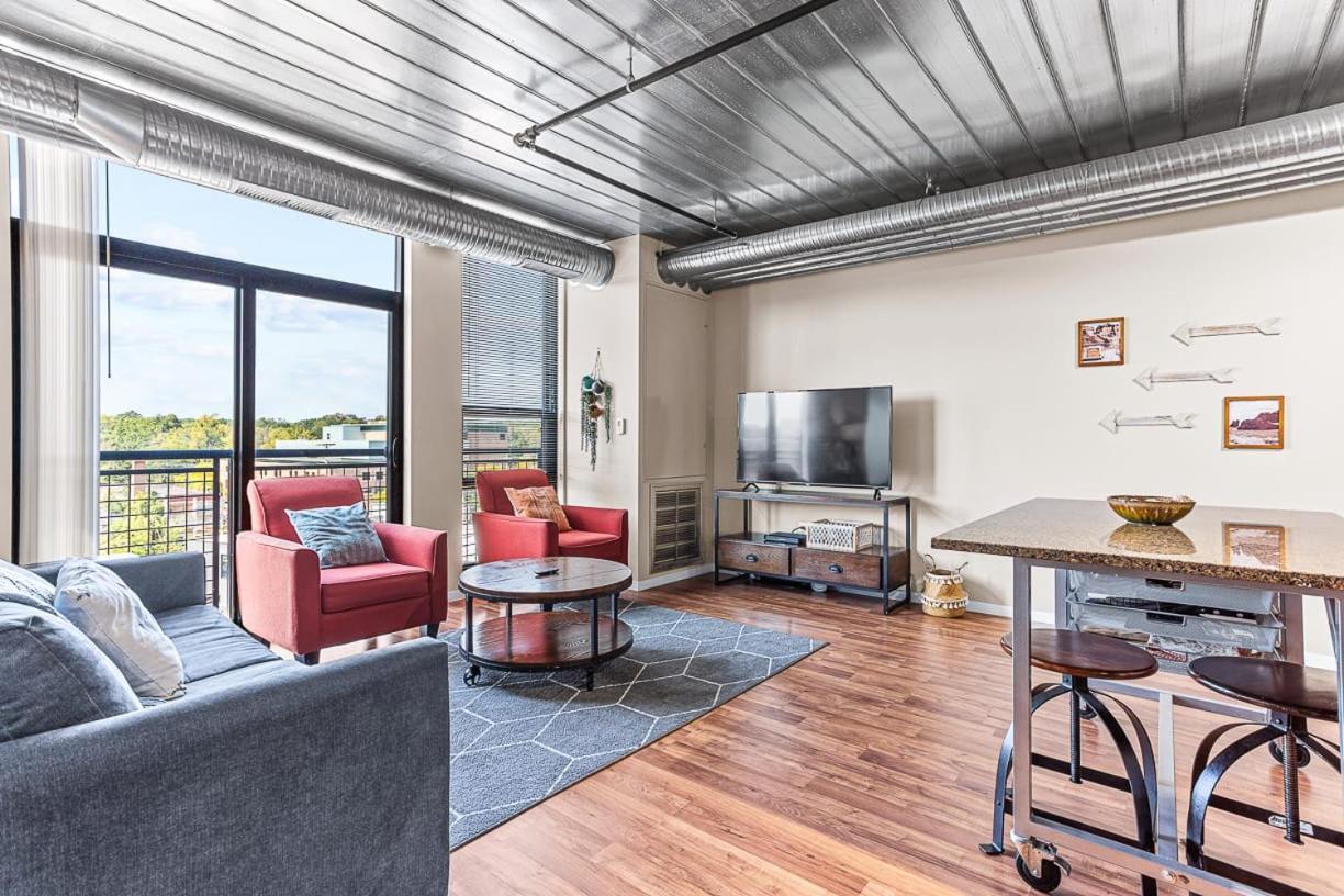 Spacious 2 King Bed Downtown Central To It All Ανν Άρμπορ Εξωτερικό φωτογραφία